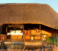 open honeymoon suite w plunge pool